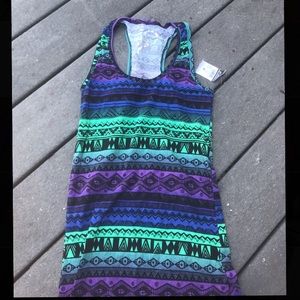 RUE 21 TANK TOP💙💜